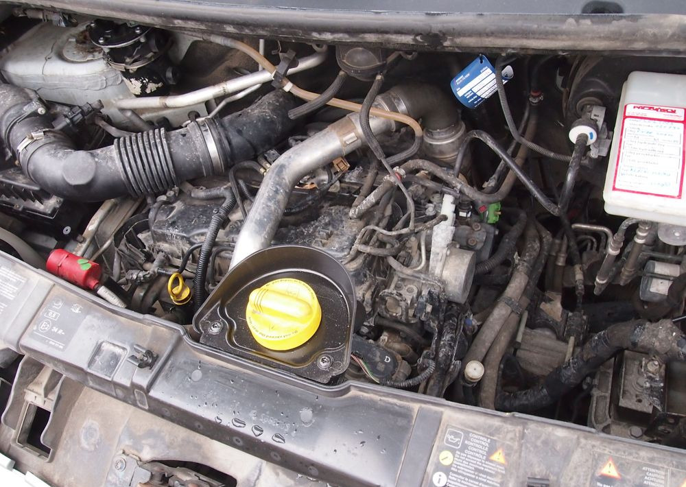 리스  Samochód Renault Master 2015 Renault Master L2H2 Samochód Renault Master 2015 Renault Master L2H2 : 사진 15