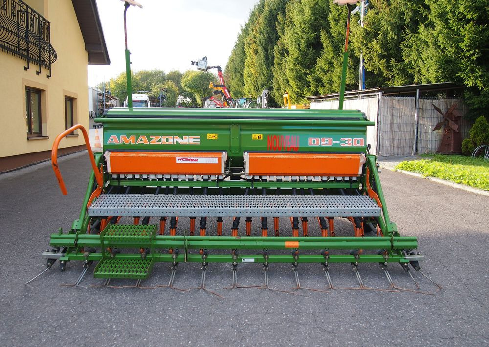 Siewnik Amazone D9 -30 2007 Siewnik Amazone - 파종기 : 사진 1 Siewnik Amazone D9 -30 2007 Siewnik Amazone - 파종기 : 사진 1