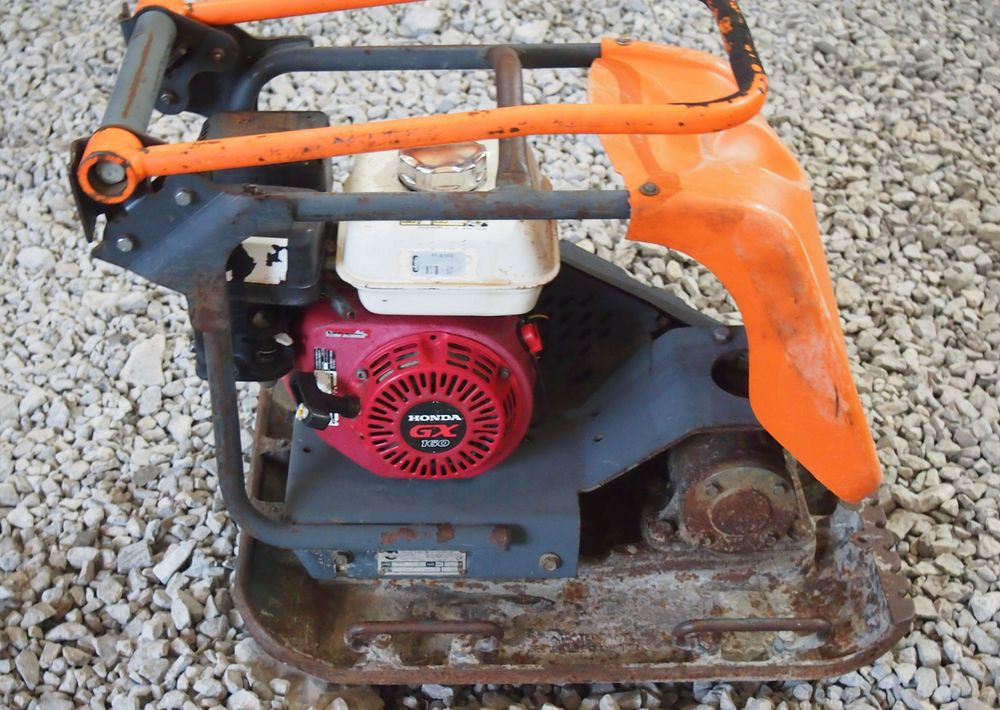 Ubijarka Belle PC5000E 2009 Zagęszczarka ubijarka Bella - 진동판 : 사진 2 Ubijarka Belle PC5000E 2009 Zagęszczarka ubijarka Bella - 진동판 : 사진 2