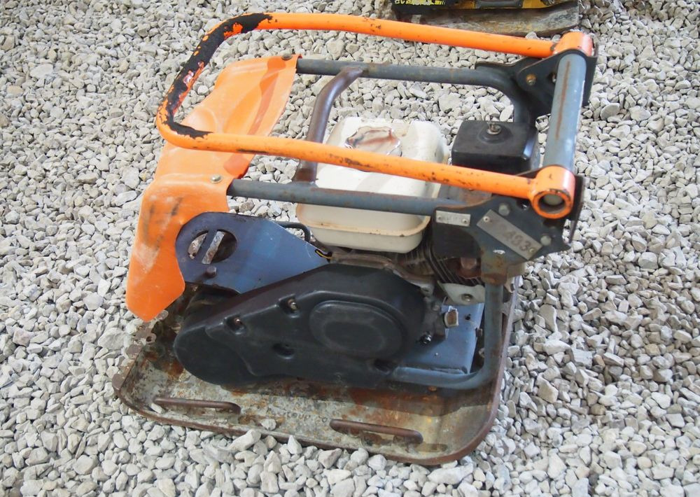 Ubijarka Belle PC5000E 2009 Zagęszczarka ubijarka Bella - 진동판 : 사진 4 Ubijarka Belle PC5000E 2009 Zagęszczarka ubijarka Bella - 진동판 : 사진 4