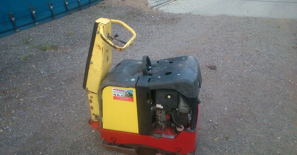 Ubijarka Dynapac LH 300 2006 - 진동판 : 사진 2 Ubijarka Dynapac LH 300 2006 - 진동판 : 사진 2