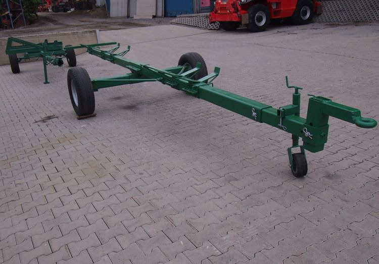 Wózek do kombajnu New Holland 4-6m Wózek pod heder New Holland , John Deere, Claas - 옥수수 헤더 : 사진 3 Wózek do kombajnu New Holland 4-6m Wózek pod heder New Holland , John Deere, Claas - 옥수수 헤더 : 사진 3
