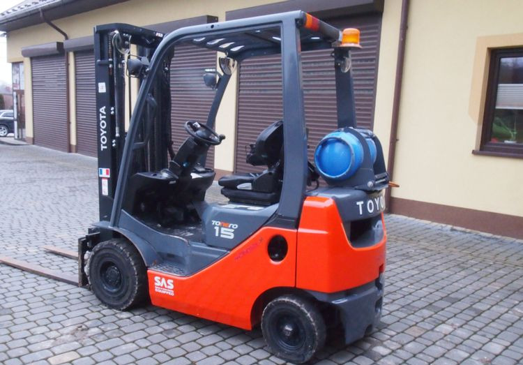Wózek widłowy Toyota 8FGF15 2018 TRIPLEX system SAS (blokowanie tylnej osi) - LPG 지게차 : 사진 4 Wózek widłowy Toyota 8FGF15 2018 TRIPLEX system SAS (blokowanie tylnej osi) - LPG 지게차 : 사진 4