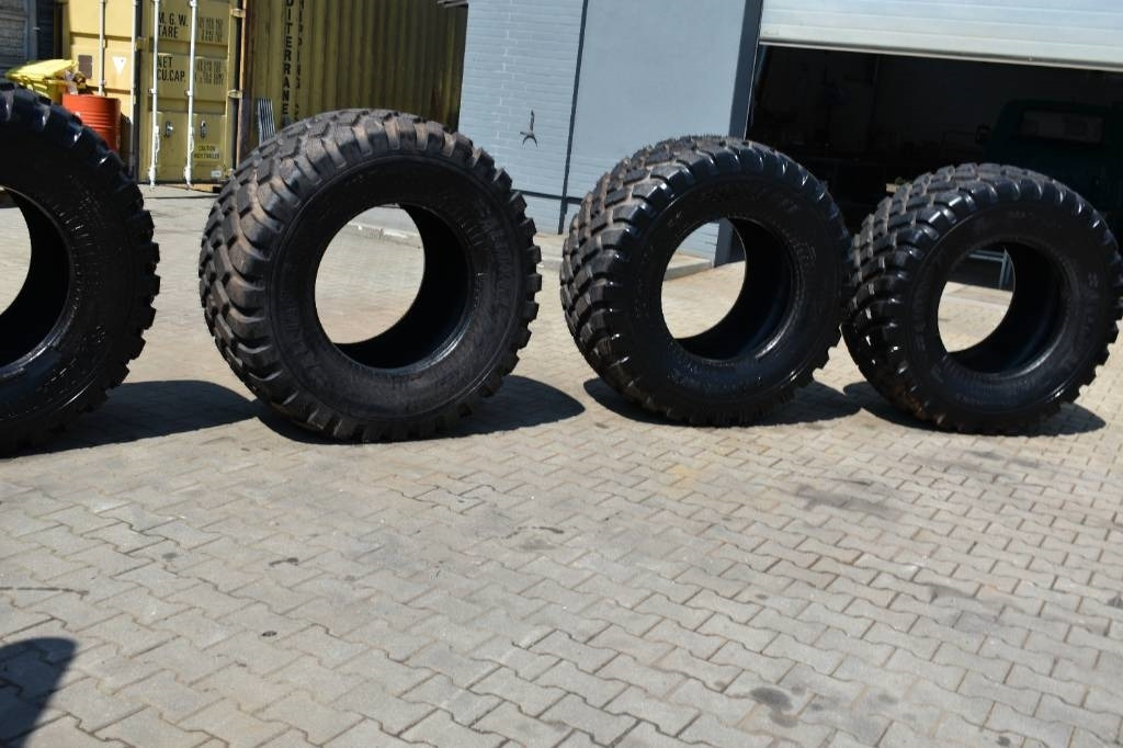 Alliance 600/55R26.5 / 882/ 165D /Steel Belted TL - 타이어 농업용 기계 용 : 사진 2 Alliance 600/55R26.5 / 882/ 165D /Steel Belted TL - 타이어 농업용 기계 용 : 사진 2
