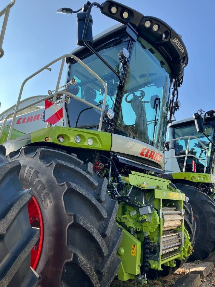 Claas Jaguar 950 - 견인식 목초수확기 : 사진 1 Claas Jaguar 950 - 견인식 목초수확기 : 사진 1