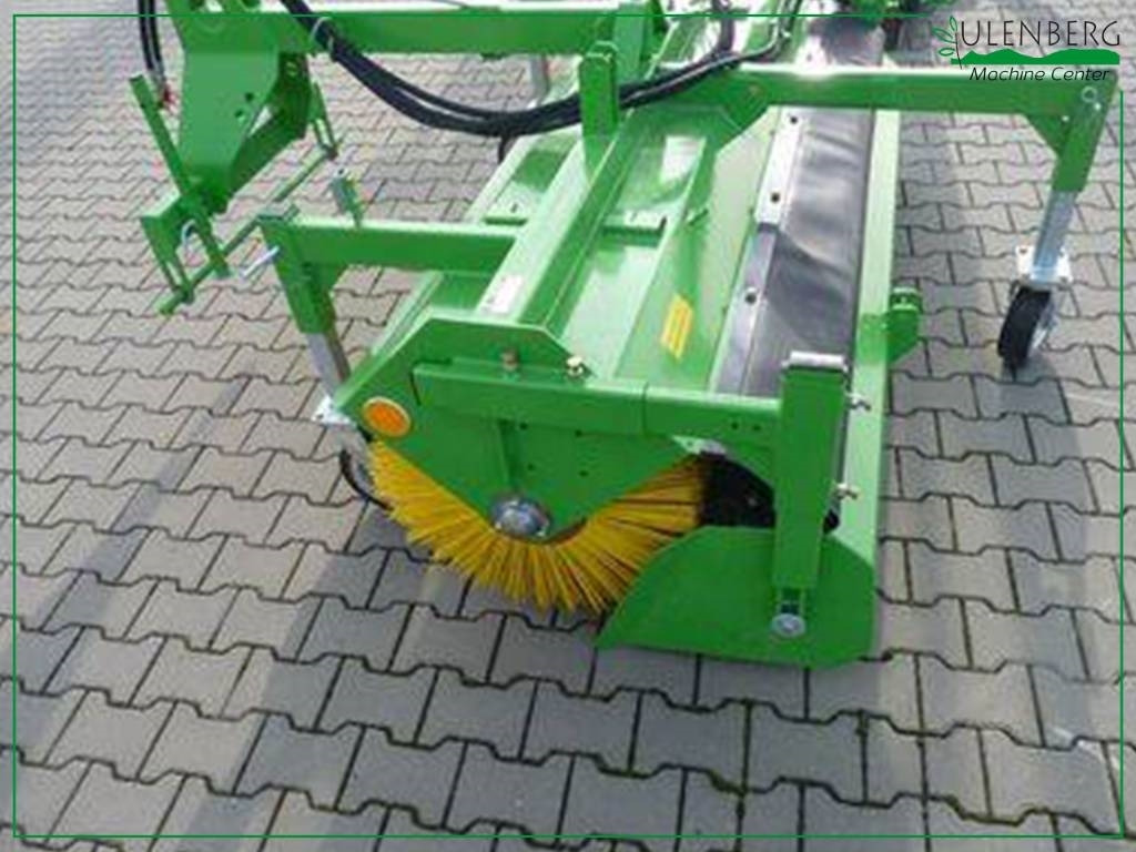 Pom Agustów T801/1 - 빗자루 지자체/ 특수 차량 용 : 사진 3 Pom Agustów T801/1 - 빗자루 지자체/ 특수 차량 용 : 사진 3