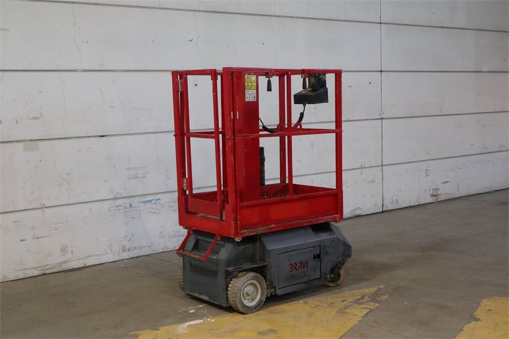 Bravi Lui Mini HD - 수직 마스트 리프트 : 사진 3 Bravi Lui Mini HD - 수직 마스트 리프트 : 사진 3