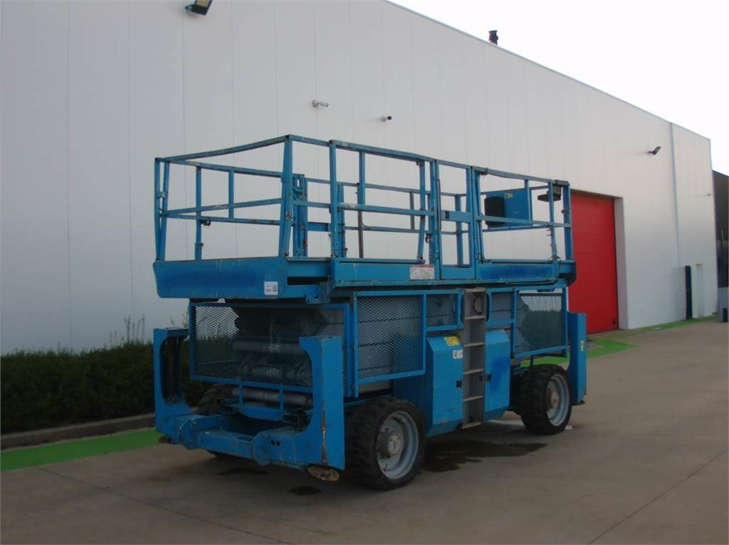 Genie GS4390RT - 시저 리프트 : 사진 2 Genie GS4390RT - 시저 리프트 : 사진 2