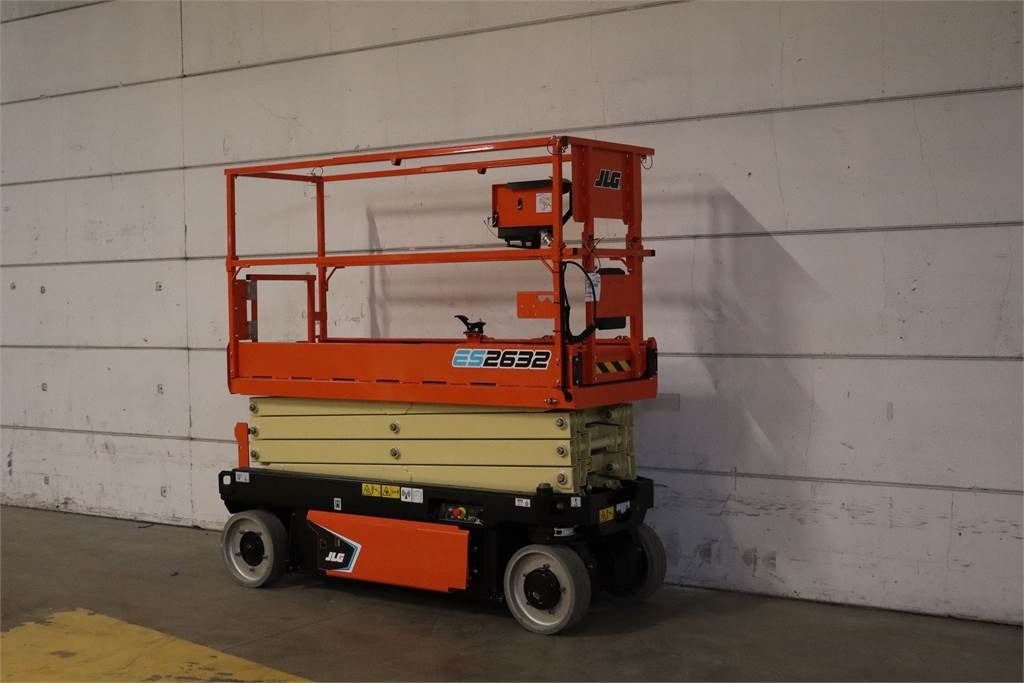 JLG 2632ES - 시저 리프트 : 사진 3 JLG 2632ES - 시저 리프트 : 사진 3