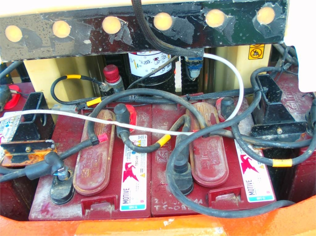 JLG Toucan 12E+ - 수직 마스트 리프트 : 사진 5 JLG Toucan 12E+ - 수직 마스트 리프트 : 사진 5