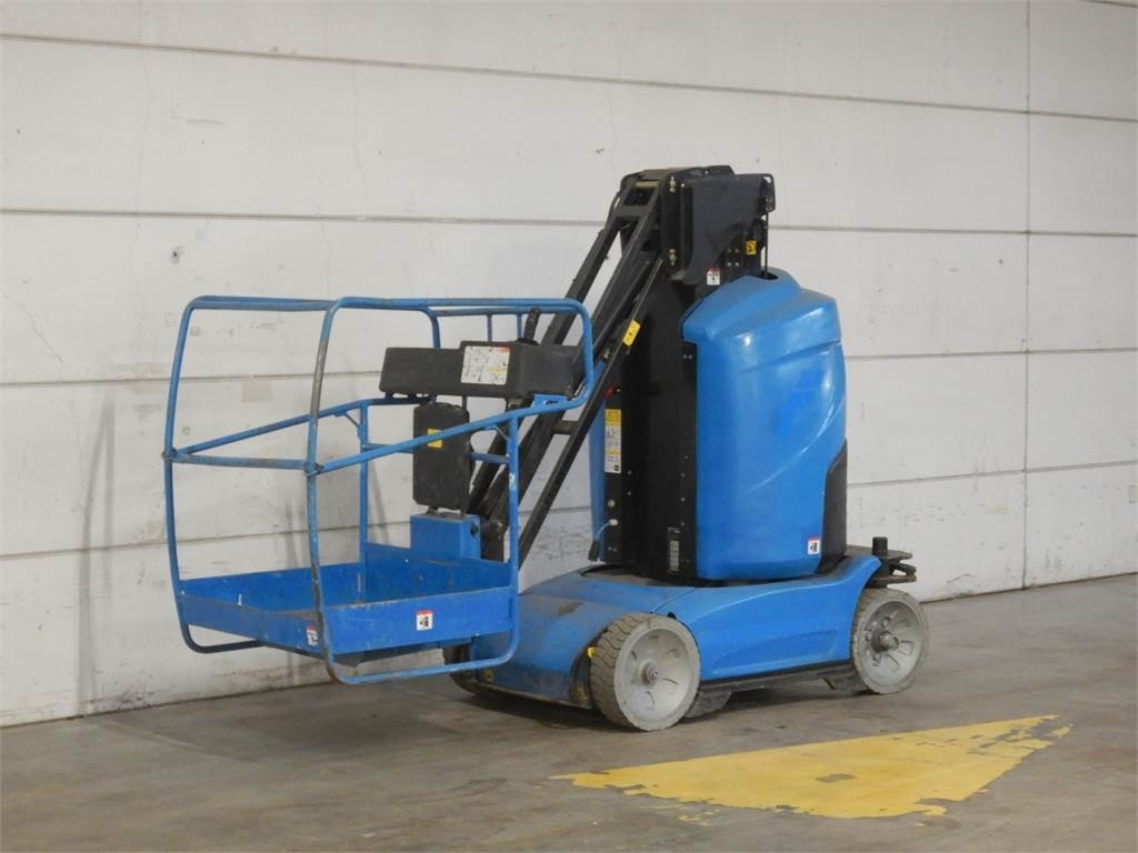 Manitou 100VJR - 수직 마스트 리프트 : 사진 2 Manitou 100VJR - 수직 마스트 리프트 : 사진 2