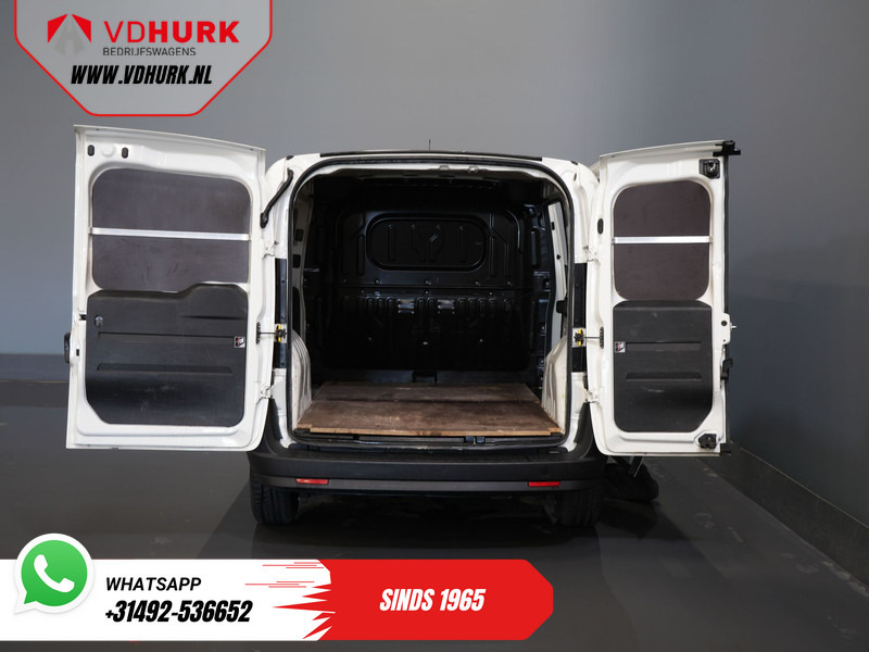 Fiat Dobló Cargo 1.3 MJ BPM VRIJ! 7x Voorraad NL Auto/ Airco/ Bluetooth/ Betimmering - 소형 밴 : 사진 5 Fiat Dobló Cargo 1.3 MJ BPM VRIJ! 7x Voorraad NL Auto/ Airco/ Bluetooth/ Betimmering - 소형 밴 : 사진 5