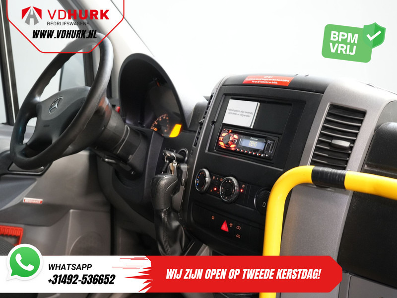 Mercedes-Benz Sprinter 313 2.2 CDI Aut. L2H2 € 10.648 Incl. BTW EXPORT Combi/ 9 Persoons/ Kombi/ 9P/ Airco/ Rolstoellift/ Electr. deur/ - 소형 버스, 승합차 : 사진 3 Mercedes-Benz Sprinter 313 2.2 CDI Aut. L2H2 € 10.648 Incl. BTW EXPORT Combi/ 9 Persoons/ Kombi/ 9P/ Airco/ Rolstoellift/ Electr. deur/ - 소형 버스, 승합차 : 사진 3