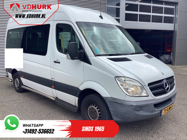 Mercedes-Benz Sprinter 313 2.2 CDI L2H2 €9.922 Incl. BTW BPM VRIJ! EXPORT ONLY Combi/ 9 Persoons/ Kombi/ 9P/ Airco/ Rolstoellift - 소형 버스, 승합차 : 사진 1 Mercedes-Benz Sprinter 313 2.2 CDI L2H2 €9.922 Incl. BTW BPM VRIJ! EXPORT ONLY Combi/ 9 Persoons/ Kombi/ 9P/ Airco/ Rolstoellift - 소형 버스, 승합차 : 사진 1