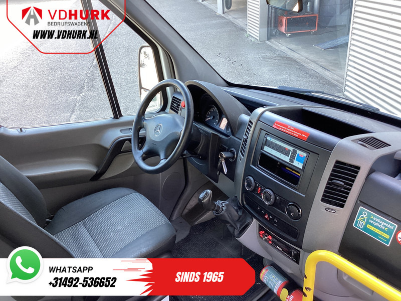Mercedes-Benz Sprinter 313 2.2 CDI L2H2 €9.922 Incl. BTW BPM VRIJ! EXPORT ONLY Combi/ 9 Persoons/ Kombi/ 9P/ Airco/ Rolstoellift - 소형 버스, 승합차 : 사진 3 Mercedes-Benz Sprinter 313 2.2 CDI L2H2 €9.922 Incl. BTW BPM VRIJ! EXPORT ONLY Combi/ 9 Persoons/ Kombi/ 9P/ Airco/ Rolstoellift - 소형 버스, 승합차 : 사진 3