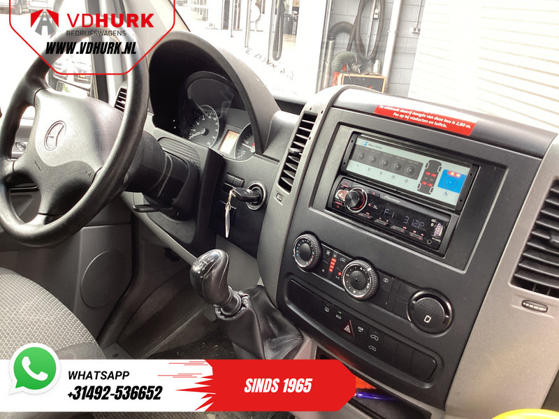 Mercedes-Benz Sprinter 313 2.2 CDI L2H2 €9.922 Incl. BTW BPM VRIJ! EXPORT ONLY Combi/ 9 Persoons/ Kombi/ 9P/ Airco/ Rolstoellift - 소형 버스, 승합차 : 사진 3 Mercedes-Benz Sprinter 313 2.2 CDI L2H2 €9.922 Incl. BTW BPM VRIJ! EXPORT ONLY Combi/ 9 Persoons/ Kombi/ 9P/ Airco/ Rolstoellift - 소형 버스, 승합차 : 사진 3