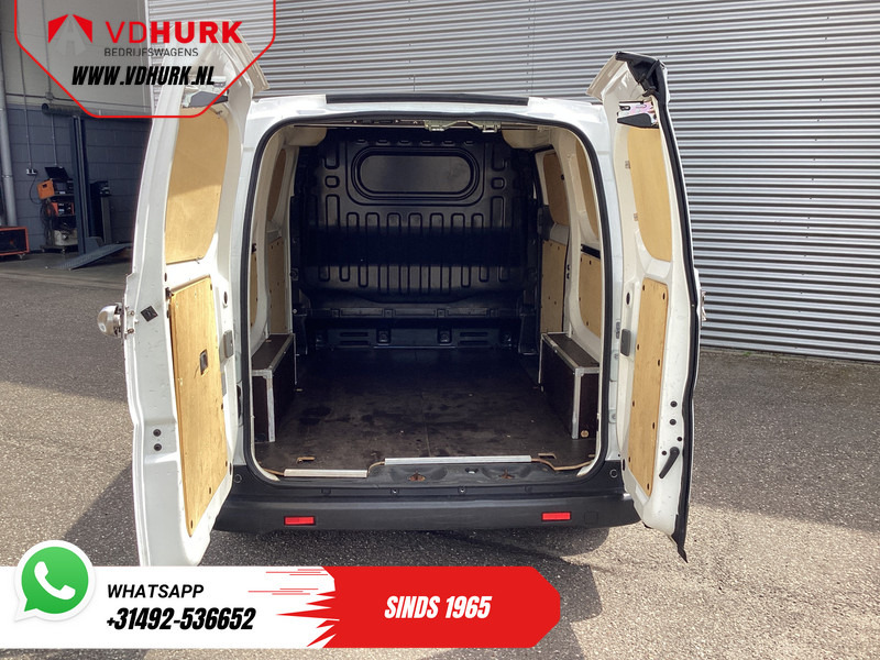 Nissan E-NV200 Business 40 kWh EXPORT ONLY Snellader/ Climate/ Camera/ Cruise - 패널 밴, 전기 밴 : 사진 5 Nissan E-NV200 Business 40 kWh EXPORT ONLY Snellader/ Climate/ Camera/ Cruise - 패널 밴, 전기 밴 : 사진 5
