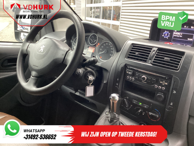 Peugeot Expert 2.0 HDI 165 pk Aut. L2 EXPORT Leder/ Imperiaal/ Airco/ Cruise/ PDC/ Trekhaak - 소형 밴 : 사진 3 Peugeot Expert 2.0 HDI 165 pk Aut. L2 EXPORT Leder/ Imperiaal/ Airco/ Cruise/ PDC/ Trekhaak - 소형 밴 : 사진 3
