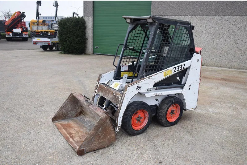 Bobcat S70 - 스키드 스티어 로더 : 사진 5 Bobcat S70 - 스키드 스티어 로더 : 사진 5