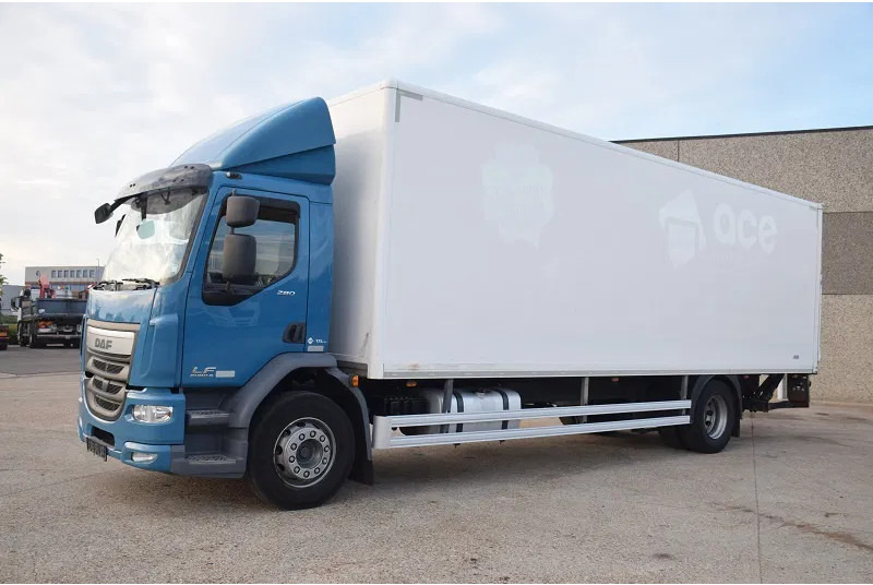 DAF LF 280 - 박스 트럭 : 사진 3 DAF LF 280 - 박스 트럭 : 사진 3