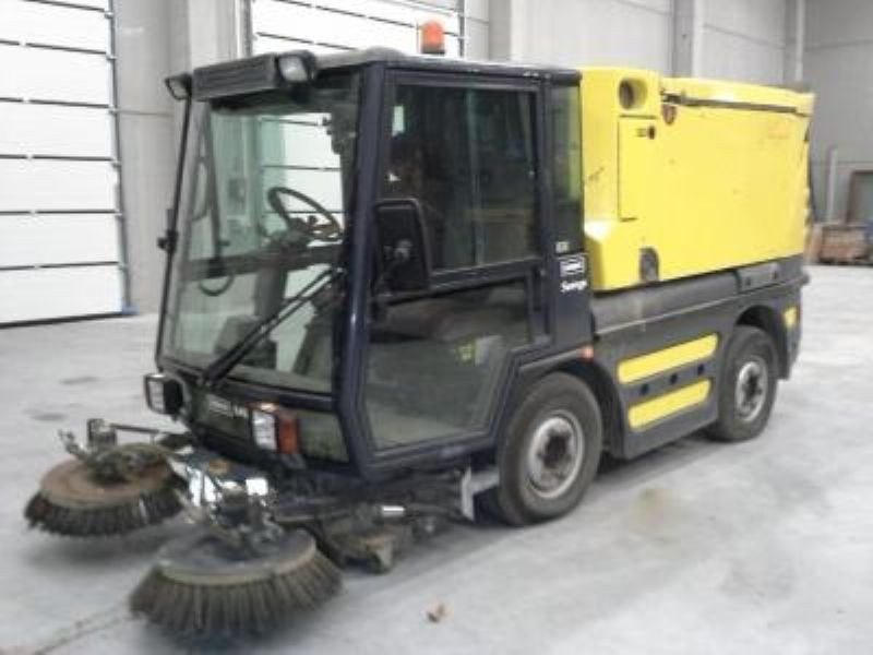 Diversen SCHMIDT SWING 240 - 거리 청소 차량 : 사진 1 Diversen SCHMIDT SWING 240 - 거리 청소 차량 : 사진 1
