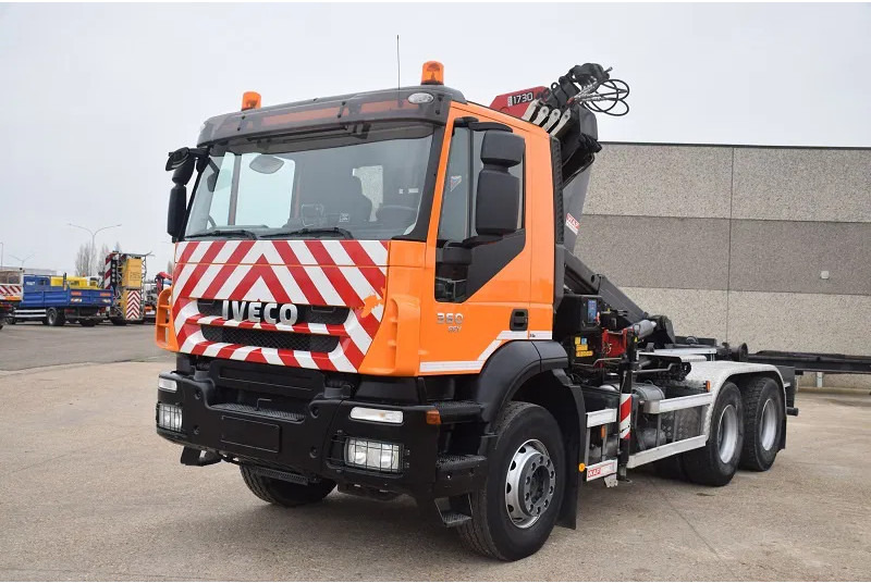 Iveco Iveco Trakker AD260T36 / 31.000 km !!! - 후크 리프트 트럭 : 사진 4 Iveco Iveco Trakker AD260T36 / 31.000 km !!! - 후크 리프트 트럭 : 사진 4