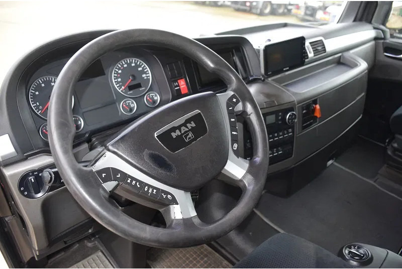 MAN TGX 26.480 - 캡 새시 트럭 : 사진 5 MAN TGX 26.480 - 캡 새시 트럭 : 사진 5