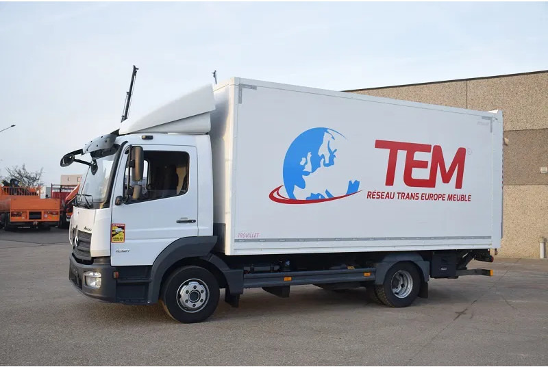 Mercedes-Benz Atego 1021 - 박스 트럭 : 사진 3 Mercedes-Benz Atego 1021 - 박스 트럭 : 사진 3