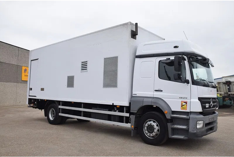 Mercedes-Benz Axor 1824 - 박스 트럭 : 사진 5 Mercedes-Benz Axor 1824 - 박스 트럭 : 사진 5