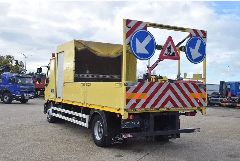 Volvo FL 250 - 드롭사이드/ 플랫베드 트럭 : 사진 5 Volvo FL 250 - 드롭사이드/ 플랫베드 트럭 : 사진 5