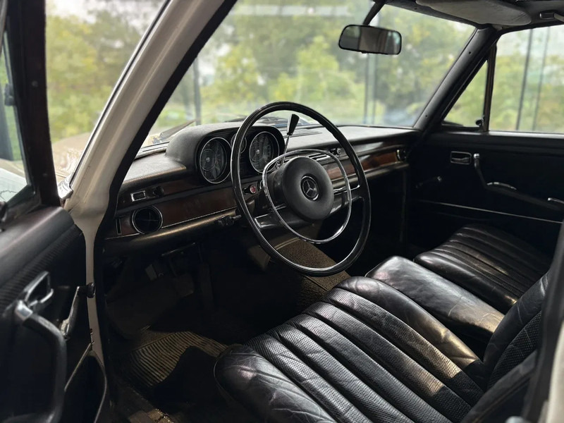Mercedes-Benz 280SE *OldTimer*Automaat*LerenZetels*Schuifdak* - 차량 : 사진 2 Mercedes-Benz 280SE *OldTimer*Automaat*LerenZetels*Schuifdak* - 차량 : 사진 2
