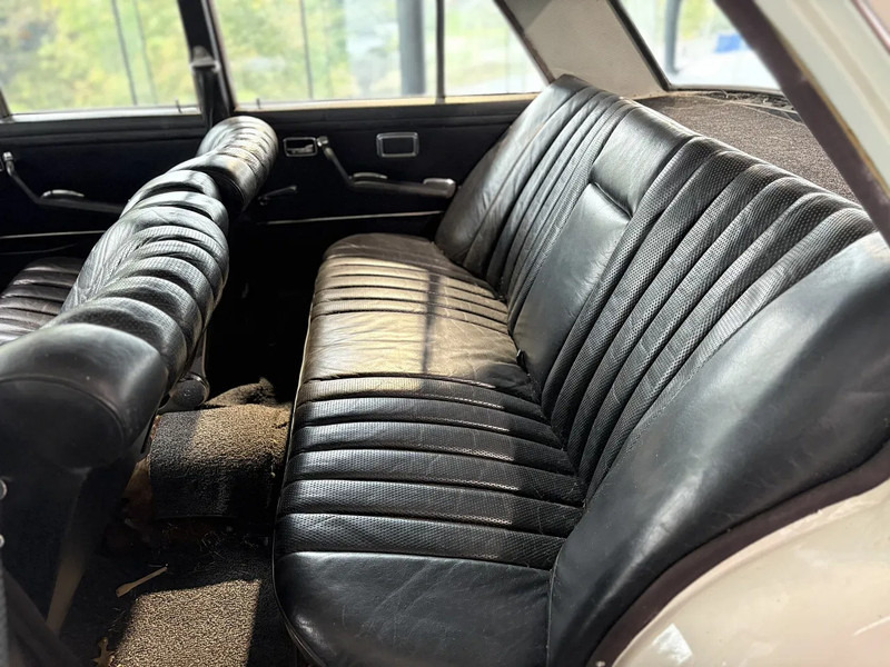 Mercedes-Benz 280SE *OldTimer*Automaat*LerenZetels*Schuifdak* - 차량 : 사진 4 Mercedes-Benz 280SE *OldTimer*Automaat*LerenZetels*Schuifdak* - 차량 : 사진 4