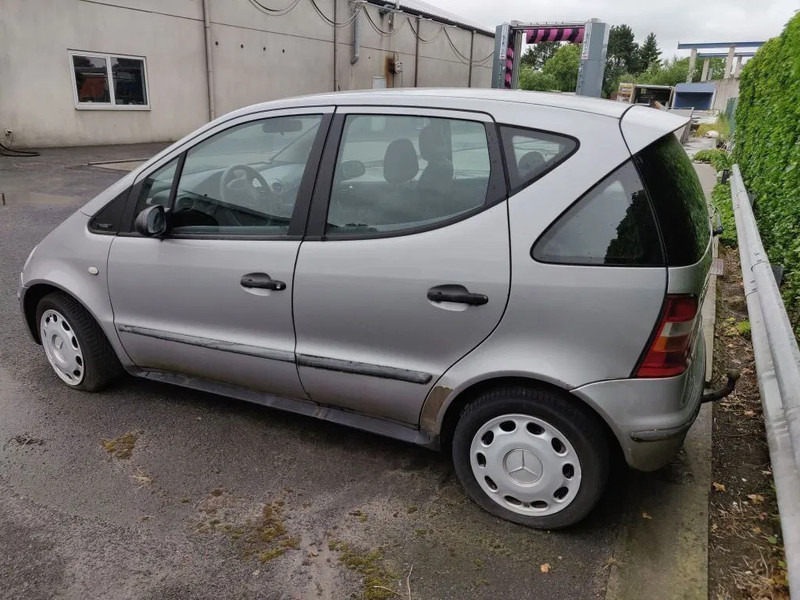 Mercedes-Benz A-Klasse A 170 CDI *export - 해치백 : 사진 4 Mercedes-Benz A-Klasse A 170 CDI *export - 해치백 : 사진 4