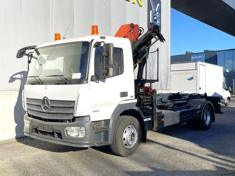 Mercedes-Benz Atego 1621 *Palfinger kraan*Containersysteem*luchtvering achteras*bluetooth - 후크 리프트 트럭, 크레인 트럭 : 사진 1 Mercedes-Benz Atego 1621 *Palfinger kraan*Containersysteem*luchtvering achteras*bluetooth - 후크 리프트 트럭, 크레인 트럭 : 사진 1