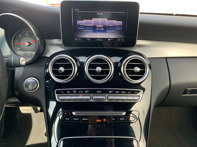 Mercedes-Benz C-Klasse 250 D Coupé*Tempomat*Achteruitrijcamera*Stoelverwarming*Navigatie*Dodehoekdetectie* - 차량 : 사진 4 Mercedes-Benz C-Klasse 250 D Coupé*Tempomat*Achteruitrijcamera*Stoelverwarming*Navigatie*Dodehoekdetectie* - 차량 : 사진 4