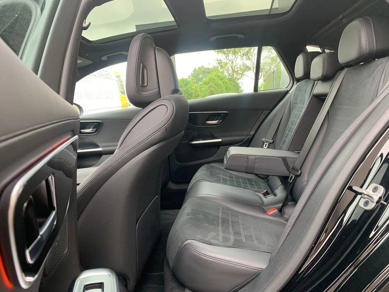 Mercedes-Benz C-Klasse 300*Parktronic*Thermatic*Distronic*Rijstrookassistent*Panoramische dak* - 차량 : 사진 5 Mercedes-Benz C-Klasse 300*Parktronic*Thermatic*Distronic*Rijstrookassistent*Panoramische dak* - 차량 : 사진 5