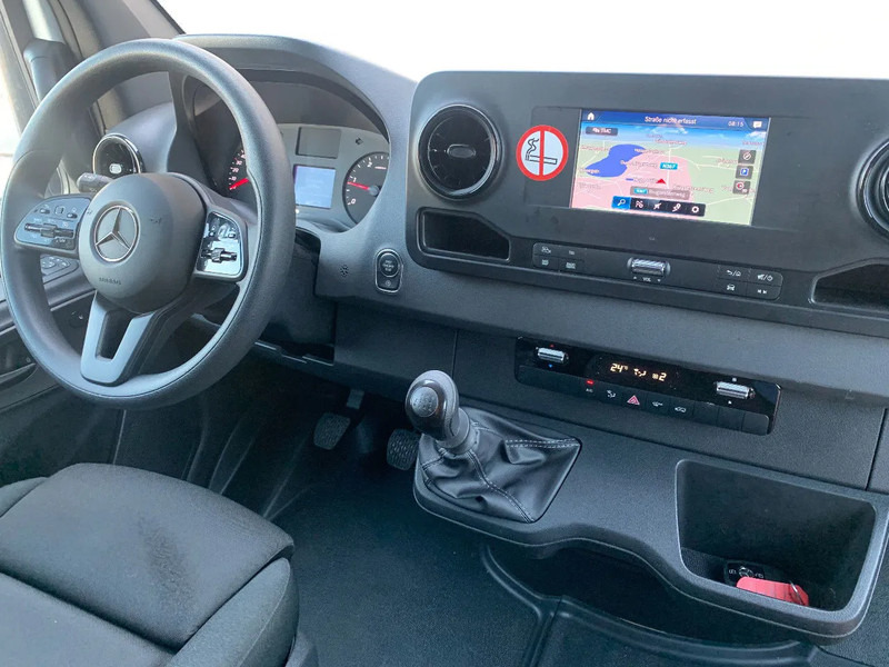 Mercedes-Benz Sprinter 317 CDI*L2H2*360°Camera*Zetelverwarming*Tempomat*Navi* - 패널 밴 : 사진 5 Mercedes-Benz Sprinter 317 CDI*L2H2*360°Camera*Zetelverwarming*Tempomat*Navi* - 패널 밴 : 사진 5