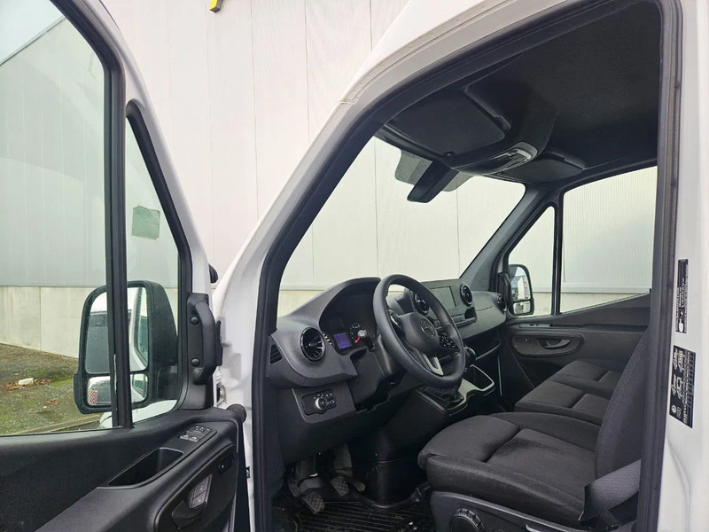 Mercedes-Benz Sprinter 317 CDI*L2H2*360°Camera*Zetelverwarming*Tempomat*Navi* - 패널 밴 : 사진 3 Mercedes-Benz Sprinter 317 CDI*L2H2*360°Camera*Zetelverwarming*Tempomat*Navi* - 패널 밴 : 사진 3
