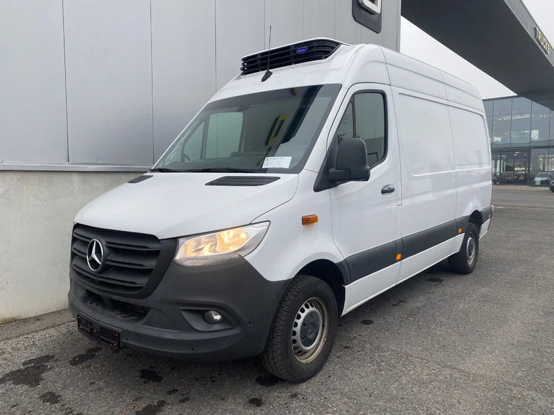 Mercedes-Benz Sprinter 317 L2H2*NEW Carrier xarios 350 -18°C*achteruitrijcamera*navigatie*zetelverwarming*360° camera - 냉동 밴 : 사진 1 Mercedes-Benz Sprinter 317 L2H2*NEW Carrier xarios 350 -18°C*achteruitrijcamera*navigatie*zetelverwarming*360° camera - 냉동 밴 : 사진 1