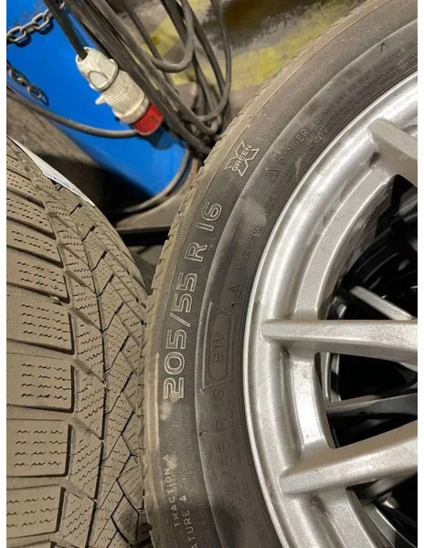 Michelin *205/55 R16 - 휠 및 타이어 차량 용 : 사진 4 Michelin *205/55 R16 - 휠 및 타이어 차량 용 : 사진 4