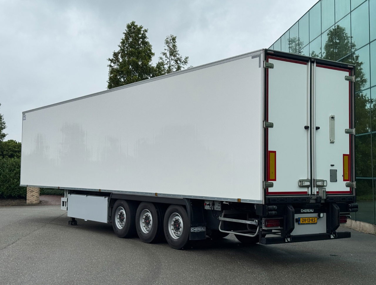Chereau CSD3 247 CM Wide 265 CM High Thermo King SLXi300 With Only 850 Hours NEW - 냉동 세미 트레일러 : 사진 3 Chereau CSD3 247 CM Wide 265 CM High Thermo King SLXi300 With Only 850 Hours NEW - 냉동 세미 트레일러 : 사진 3
