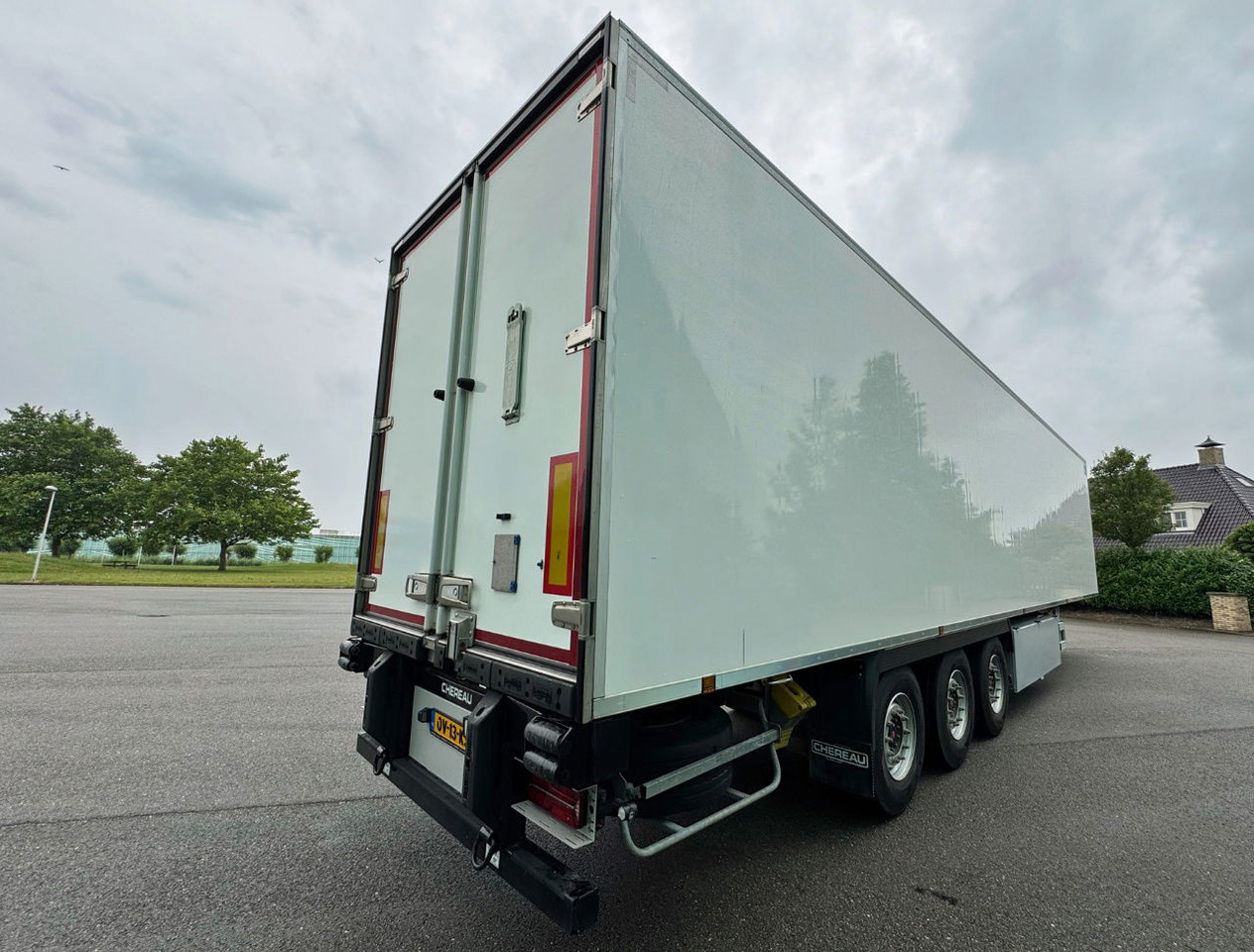 Chereau CSD3 247 CM Wide 265 CM High Thermo King SLXi300 With Only 850 Hours NEW - 냉동 세미 트레일러 : 사진 5 Chereau CSD3 247 CM Wide 265 CM High Thermo King SLXi300 With Only 850 Hours NEW - 냉동 세미 트레일러 : 사진 5