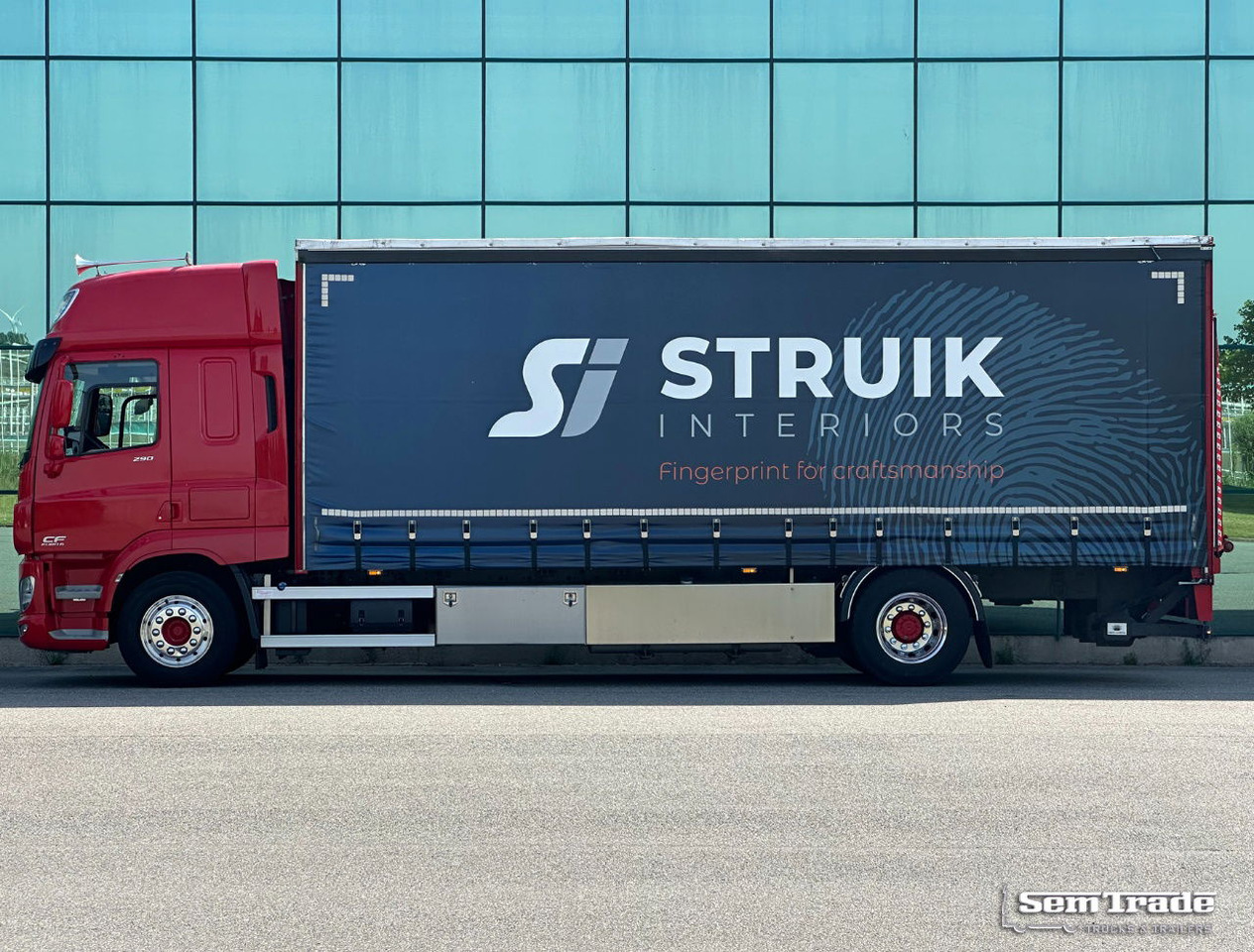 DAF CF 290 FA Space CAB Hardhouten Vloer 2500 KG Klep Nieuw Staat - 박스 트럭 : 사진 2 DAF CF 290 FA Space CAB Hardhouten Vloer 2500 KG Klep Nieuw Staat - 박스 트럭 : 사진 2