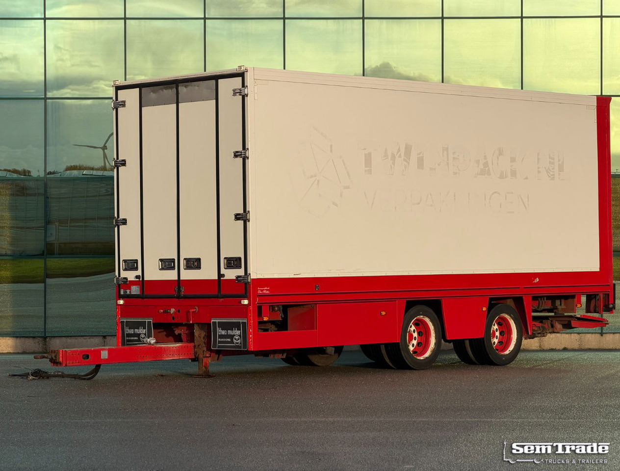 Trias 812-190 Theo Mulder Isolated BOX Disc Brakes Tail Lift - 밀폐형 박스 트레일러 : 사진 1 Trias 812-190 Theo Mulder Isolated BOX Disc Brakes Tail Lift - 밀폐형 박스 트레일러 : 사진 1