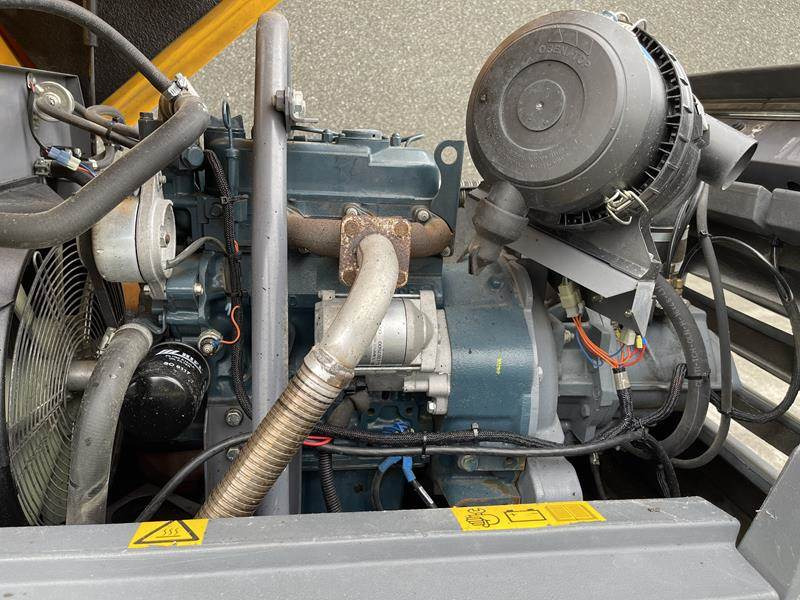 공기 압축기 Atlas-Copco XAS 37 KD : 사진 12