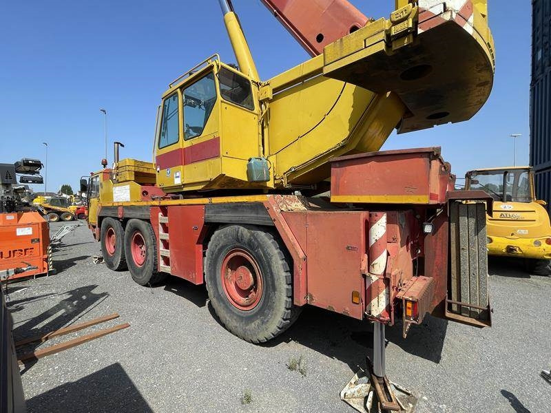 Liebherr LTM 1050 / 1 - 전천후 지형 크레인 : 사진 5 Liebherr LTM 1050 / 1 - 전천후 지형 크레인 : 사진 5