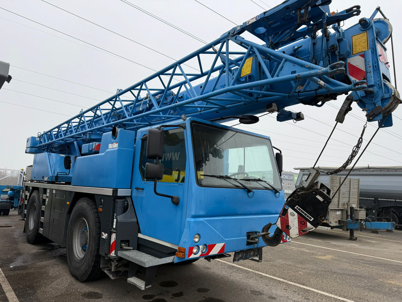 LIEBHERR LTM 1030-2.1 - 모바일 크레인 : 사진 4 LIEBHERR LTM 1030-2.1 - 모바일 크레인 : 사진 4