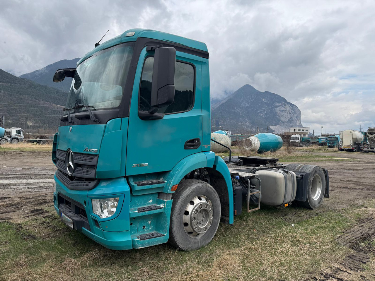 Mercedes Antos 2136 - 트랙터 유닛 : 사진 1 Mercedes Antos 2136 - 트랙터 유닛 : 사진 1