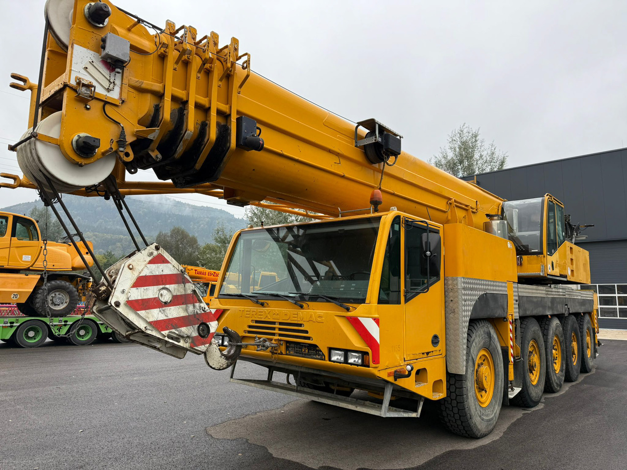 TEREX Demag AC 100 - 모바일 크레인 : 사진 1 TEREX Demag AC 100 - 모바일 크레인 : 사진 1