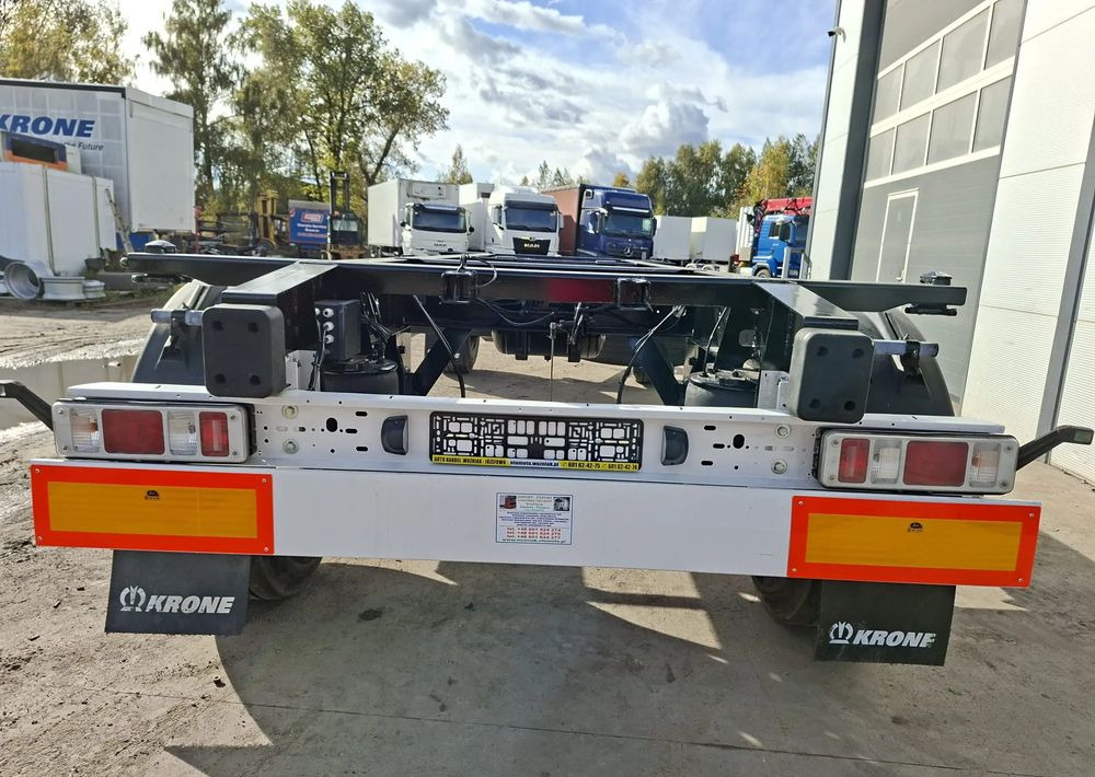 Krone BDF osie SAF przyczepa - 컨테이너 운반 장치/ 스와프 보디 트레일러 : 사진 2 Krone BDF osie SAF przyczepa - 컨테이너 운반 장치/ 스와프 보디 트레일러 : 사진 2